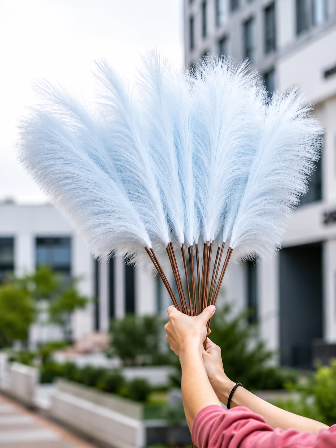 Luxury White Pampas Grass Bouquet – Elegant Home Décor Stems
